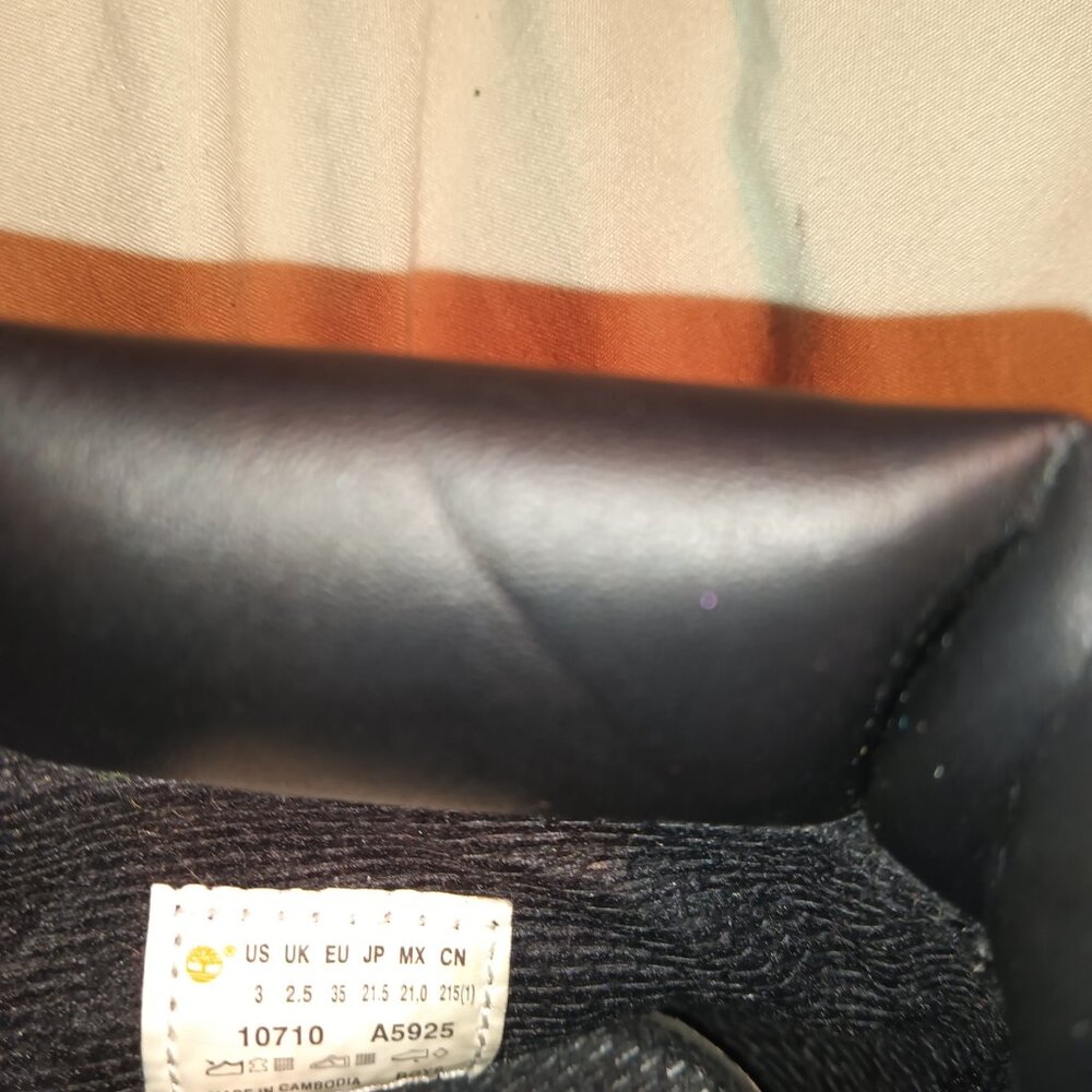 Timberland boots - Picture 3 of 3